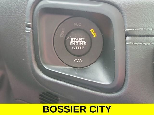 2024 Jeep Wrangler 4-Door Sahara 4x4