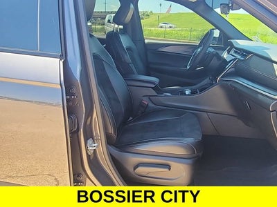 2025 Jeep Grand Cherokee L Altitude 4x2