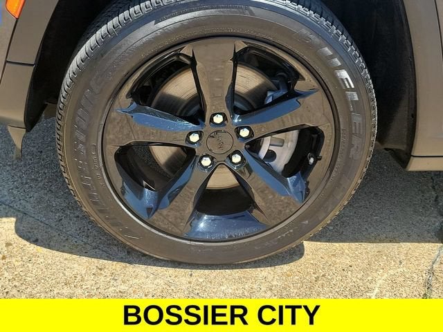 2025 Jeep Grand Cherokee L Altitude 4x2