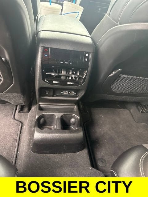 2025 Jeep Grand Cherokee L Altitude 4x2