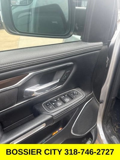 2022 RAM 1500 Laramie Crew Cab 4x2 5'7" Box