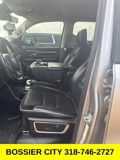 2022 RAM 1500 Laramie Crew Cab 4x2 5'7" Box