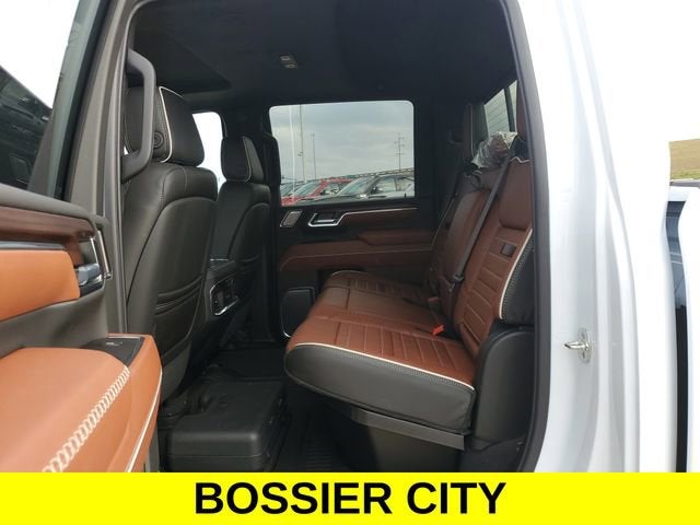 2026 GMC Sierra 3500 HD Denali Ultimate DRW