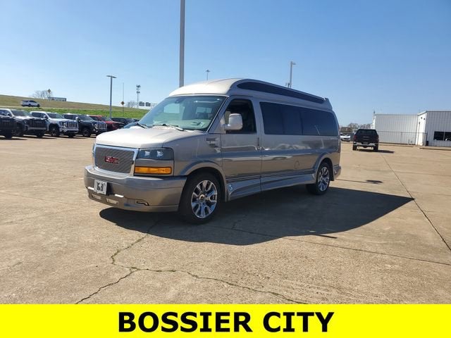 2022 GMC Savana Cargo 2500 Work Van