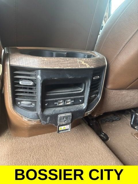 2022 RAM 3500 Limited Longhorn Crew Cab 4x4 8' Box