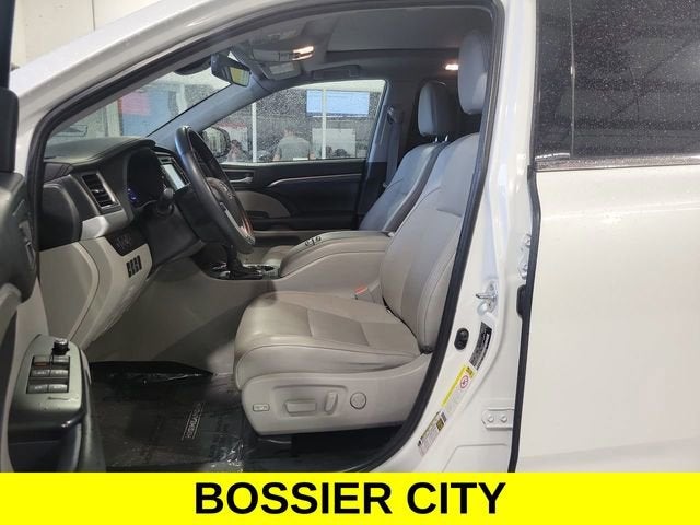 2019 Toyota Highlander Limited Platinum