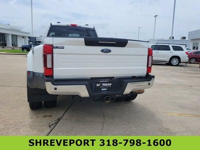 2022 Ford F-350 LARIAT