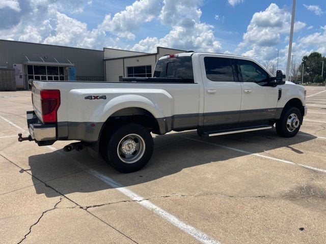 2022 Ford F-350 LARIAT