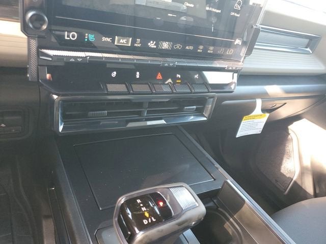 2026 GMC HUMMER EV SUV 2X