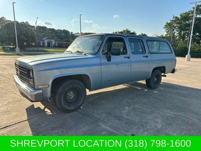 1990 Chevrolet Suburban Base