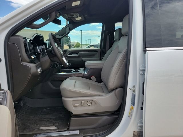 2026 GMC Sierra 3500 HD SLT DRW