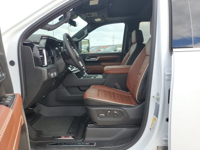 2026 GMC Sierra 3500 HD Denali Ultimate DRW