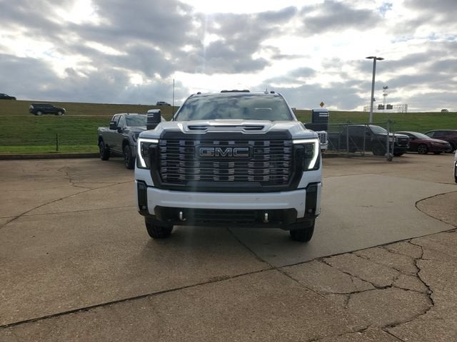 2026 GMC Sierra 3500 HD Denali Ultimate DRW