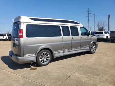 2022 GMC Savana Cargo 2500 Work Van
