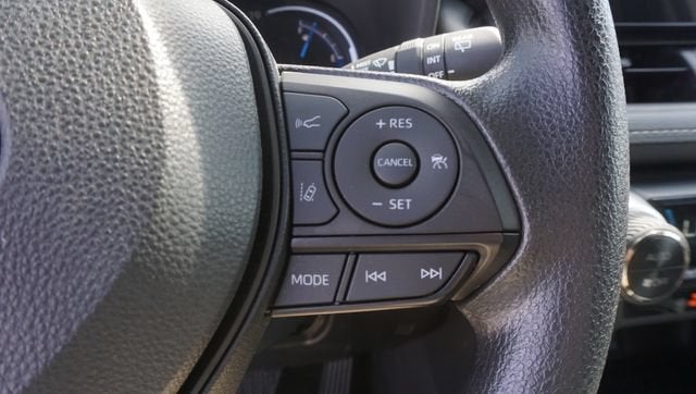 2024 Toyota RAV4 XLE - Photo 13
