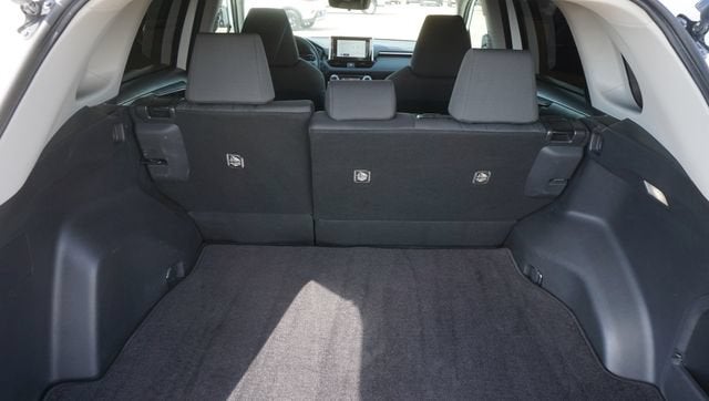 2024 Toyota RAV4 XLE - Photo 29