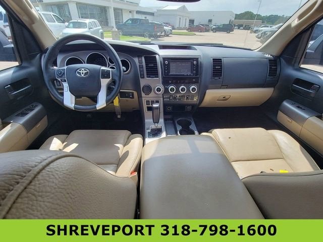2016 Toyota Sequoia SR5 5.7L V8