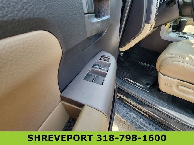 2016 Toyota Sequoia SR5 5.7L V8