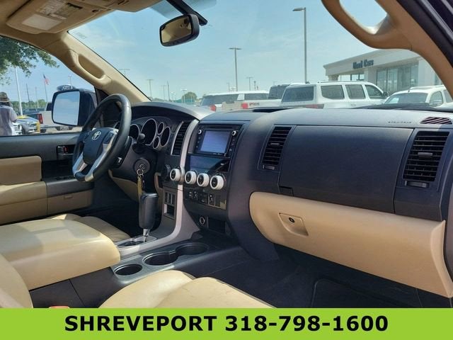 2016 Toyota Sequoia SR5 5.7L V8
