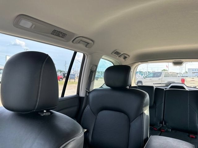 2023 INFINITI QX80 LUXE