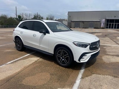 2025 Mercedes-Benz GLC 300 SUV